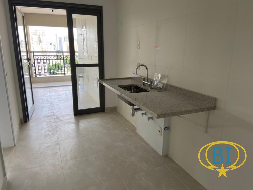 Apartamento à venda com 3 quartos, 137m² - Foto 6