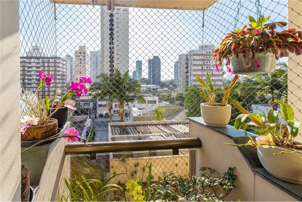 Apartamento à venda com 3 quartos, 200m² - Foto 19