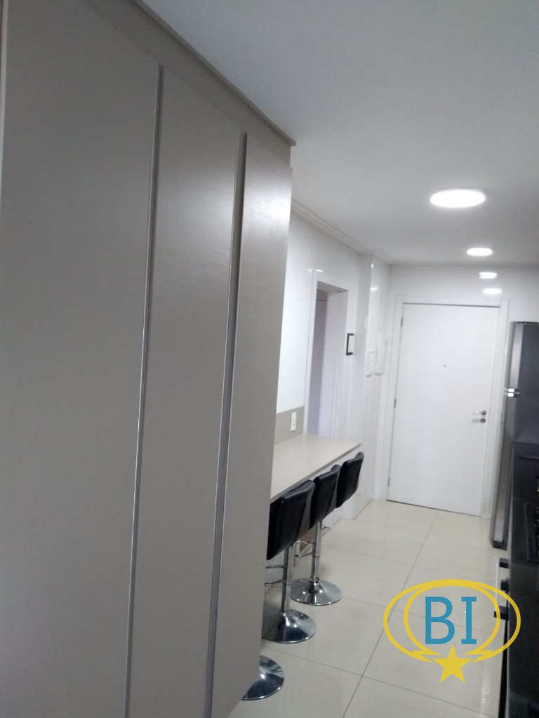 Apartamento à venda com 3 quartos, 96m² - Foto 25