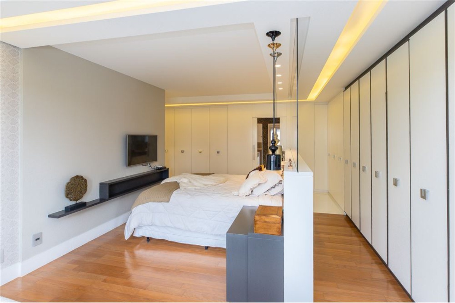 Apartamento à venda com 4 quartos, 335m² - Foto 34