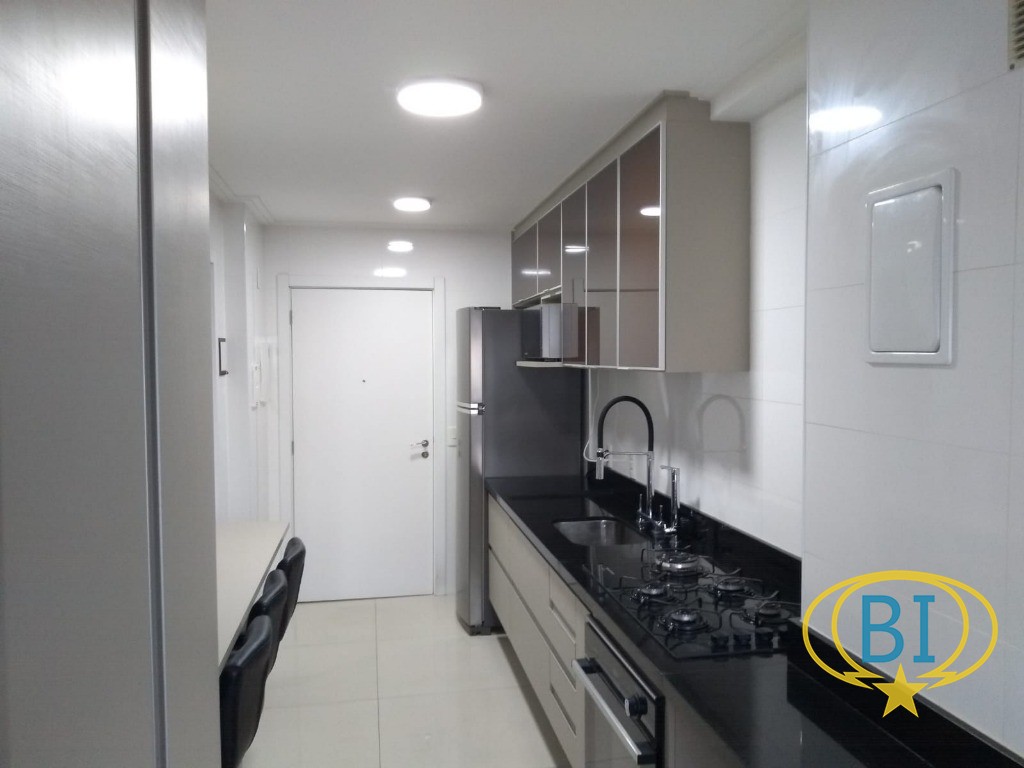 Apartamento à venda com 3 quartos, 96m² - Foto 10