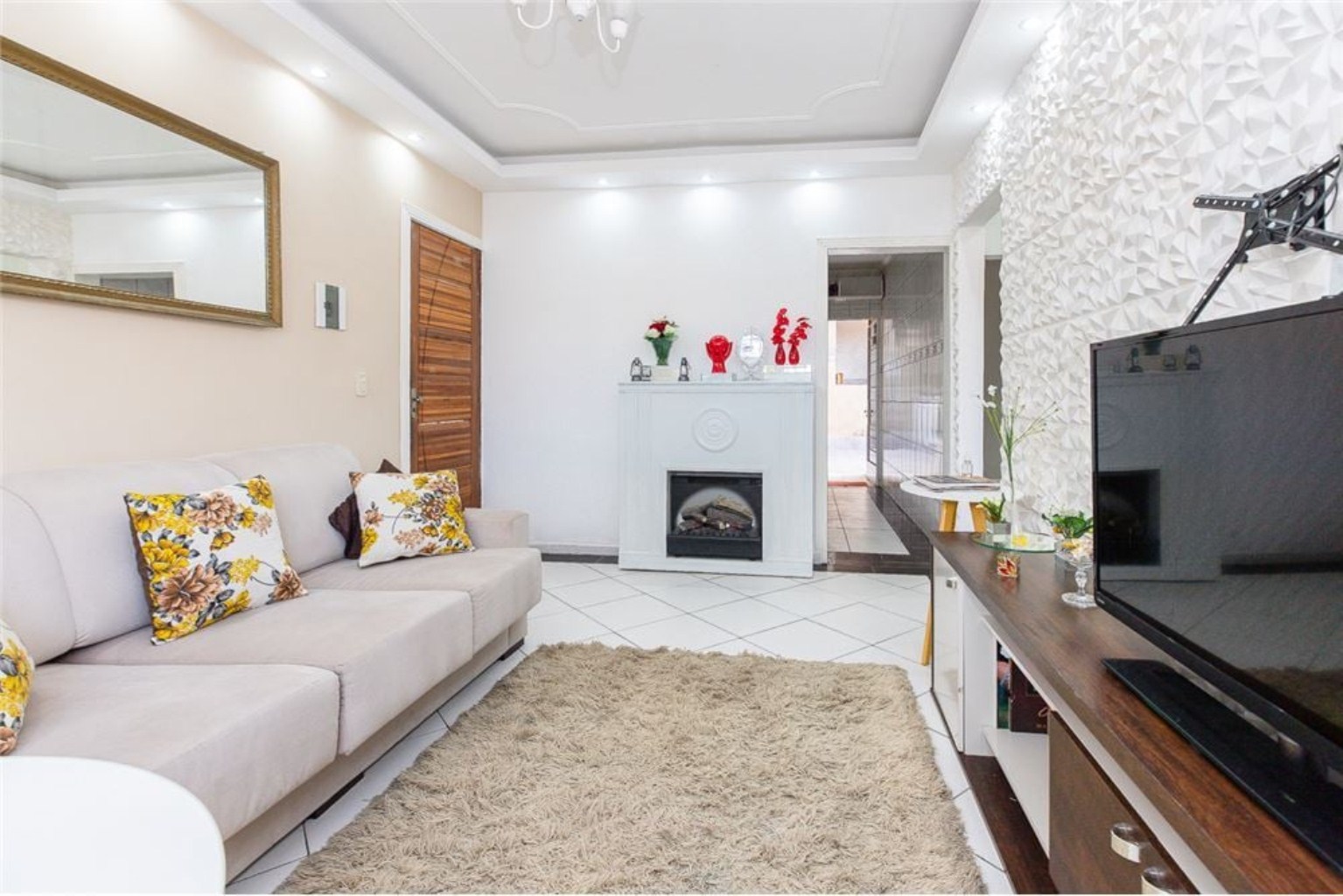 Casa à venda com 3 quartos - Foto 1