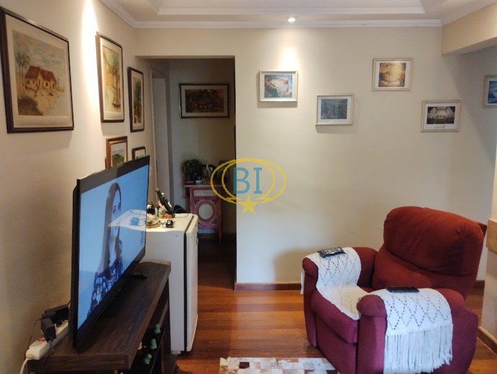 Apartamento à venda com 3 quartos, 187m² - Foto 17