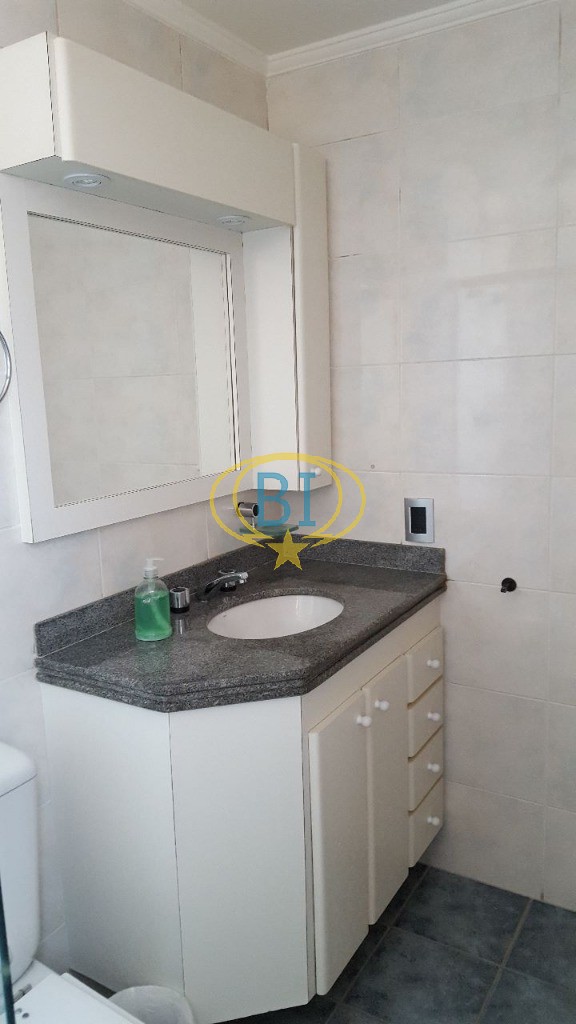 Apartamento para alugar com 3 quartos, 100m² - Foto 18