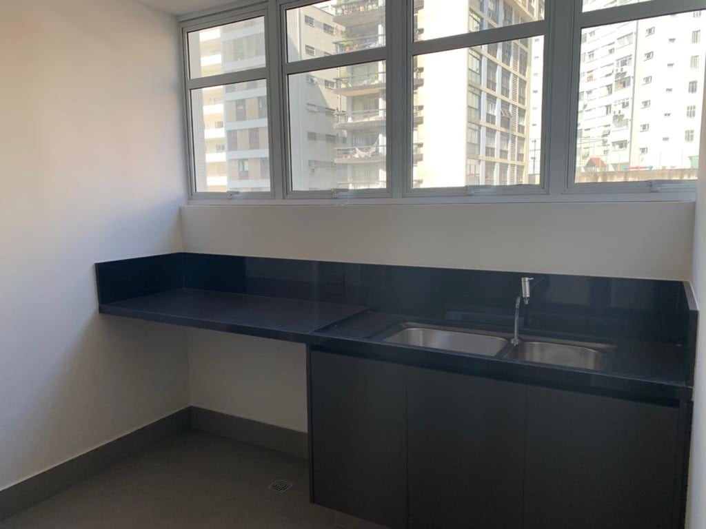 Apartamento à venda com 3 quartos, 341m² - Foto 13