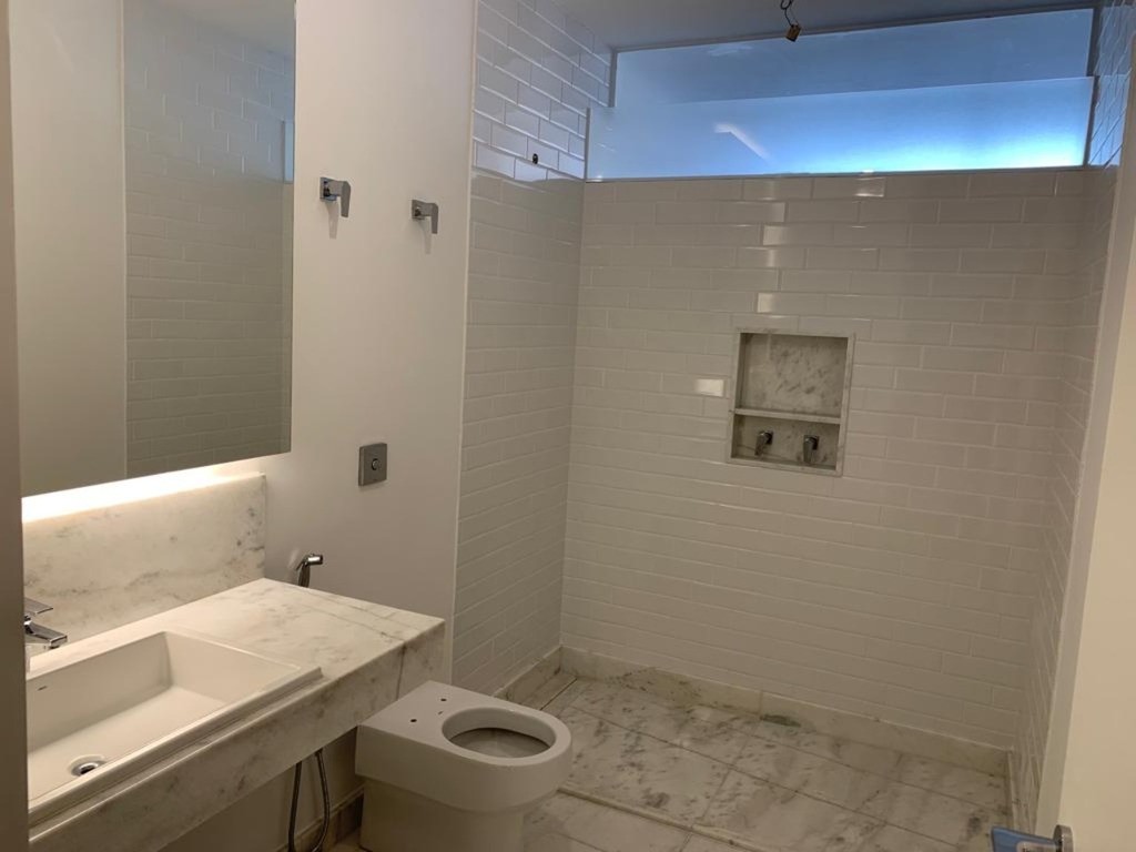 Apartamento à venda com 3 quartos, 341m² - Foto 9