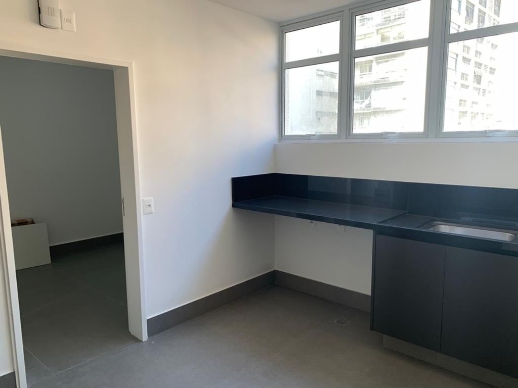 Apartamento à venda com 3 quartos, 341m² - Foto 24