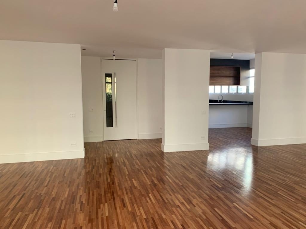 Apartamento à venda com 3 quartos, 341m² - Foto 3