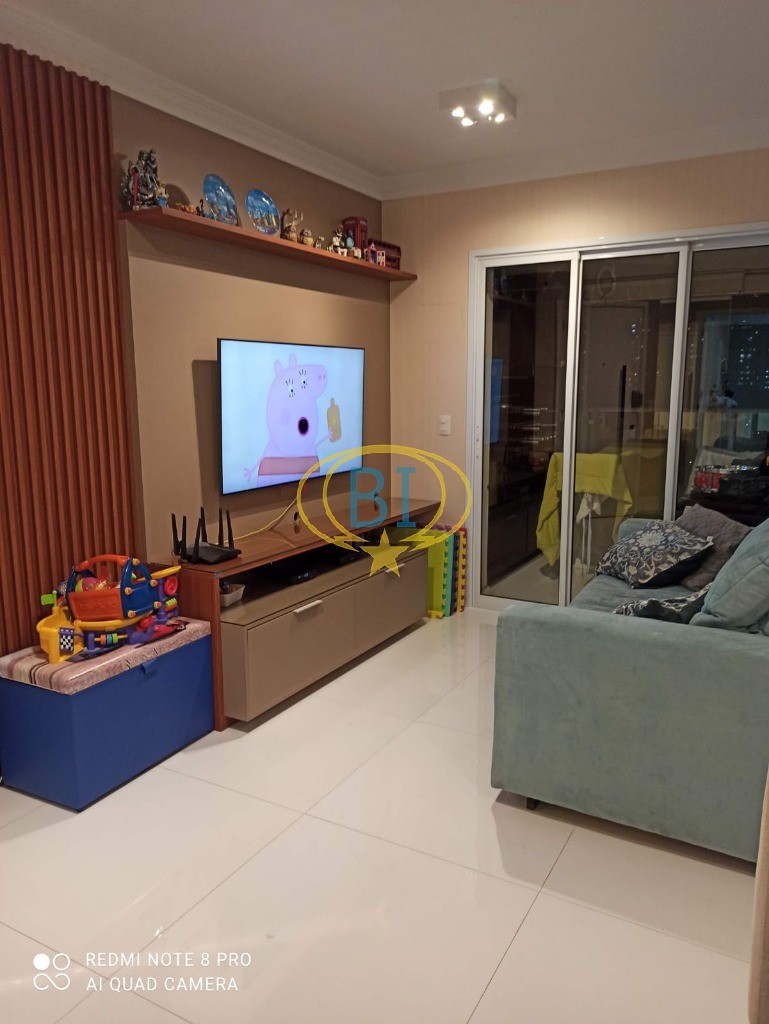 Apartamento à venda com 3 quartos, 94m² - Foto 1