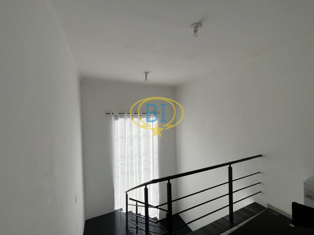 Casa à venda com 3 quartos, 200m² - Foto 12