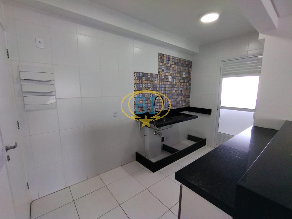 Apartamento à venda com 2 quartos, 63m² - Foto 3