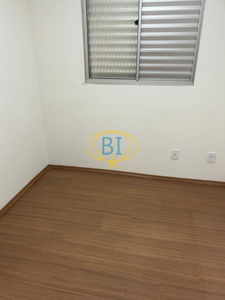 Apartamento à venda com 2 quartos, 42m² - Foto 4