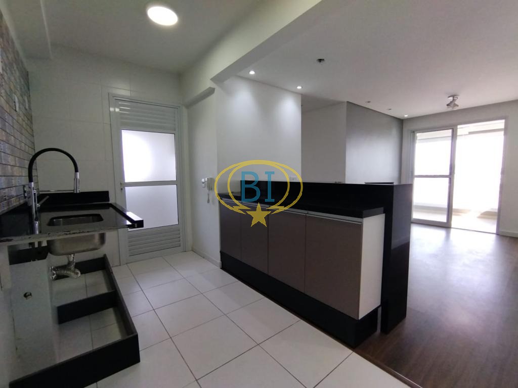 Apartamento à venda com 2 quartos, 63m² - Foto 4