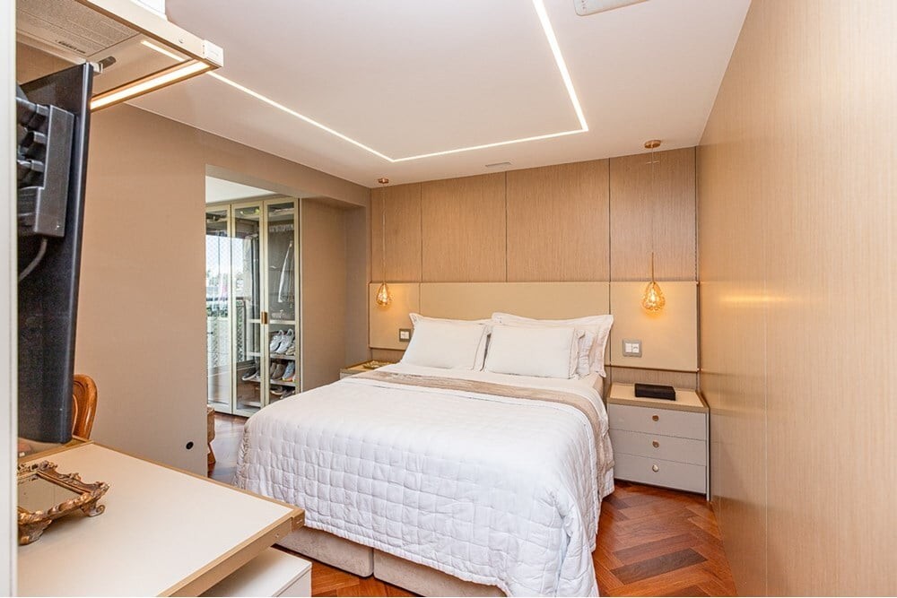 Apartamento à venda com 3 quartos, 162m² - Foto 4