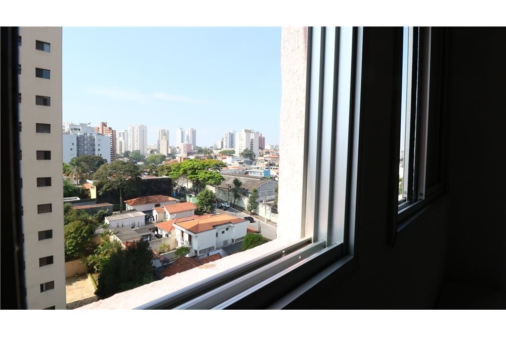 Apartamento à venda com 3 quartos, 74m² - Foto 12