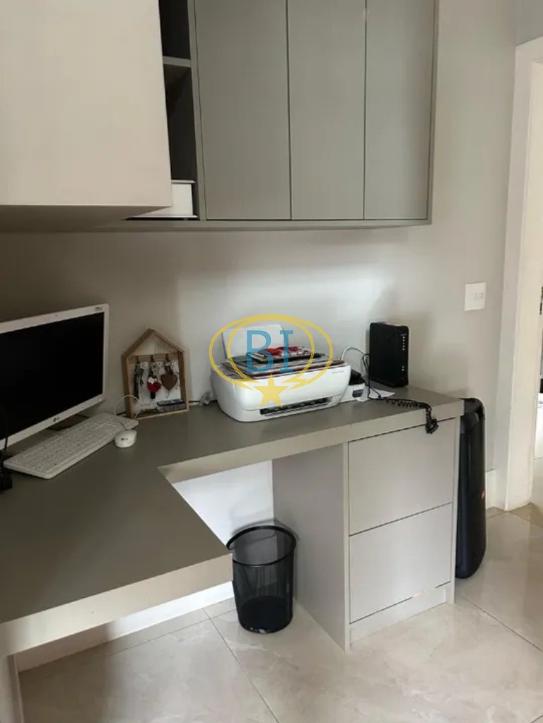 Casa para alugar com 4 quartos, 301m² - Foto 6