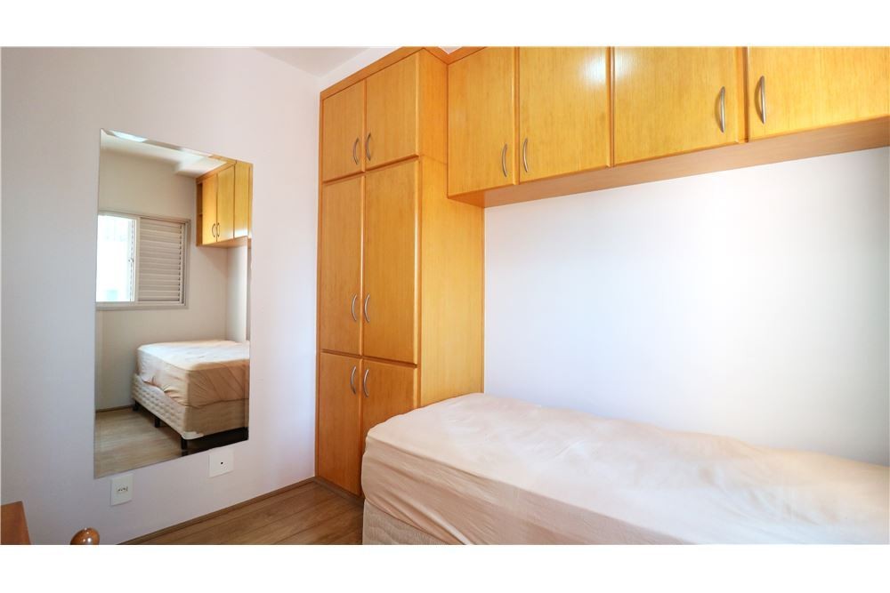 Apartamento à venda com 3 quartos, 74m² - Foto 9