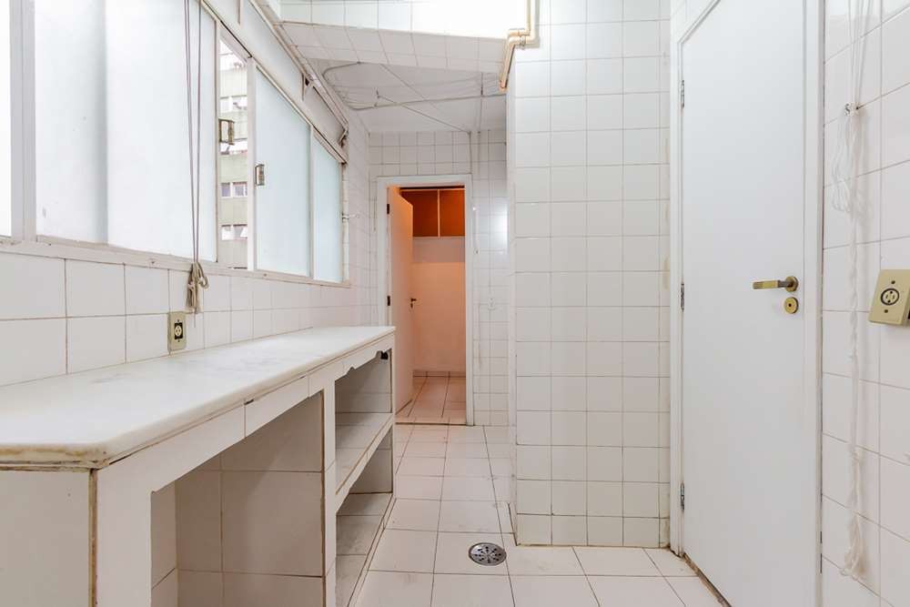 Apartamento à venda com 3 quartos, 155m² - Foto 9