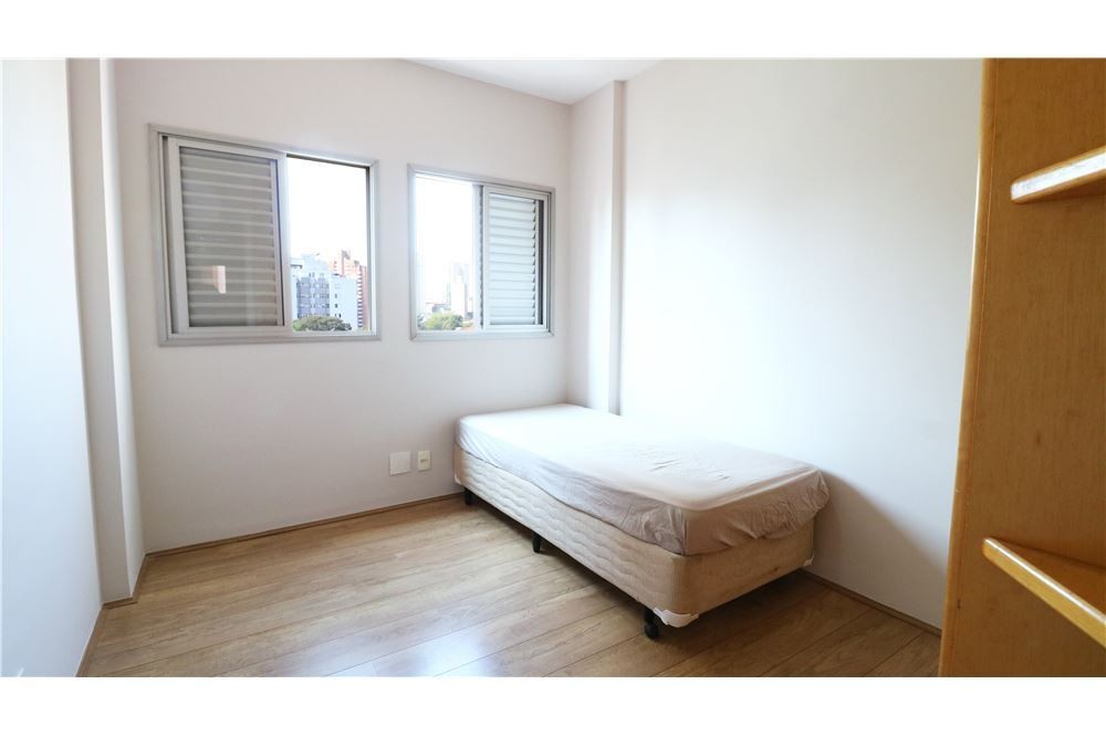 Apartamento à venda com 3 quartos, 74m² - Foto 11