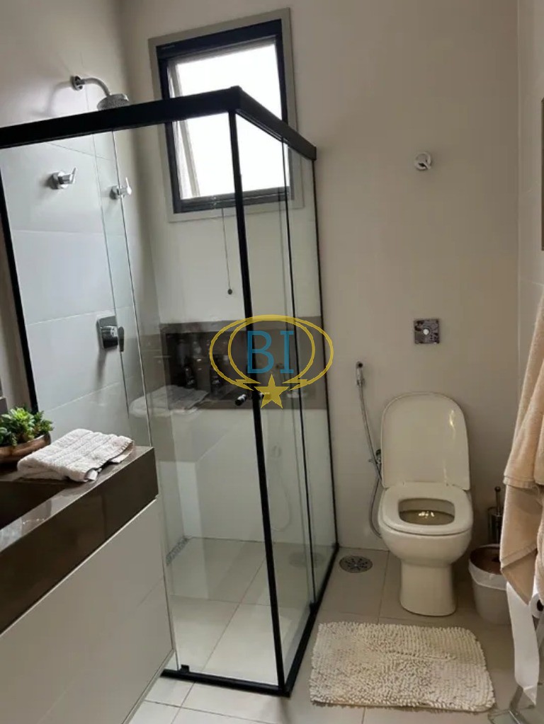 Casa para alugar com 4 quartos, 301m² - Foto 12