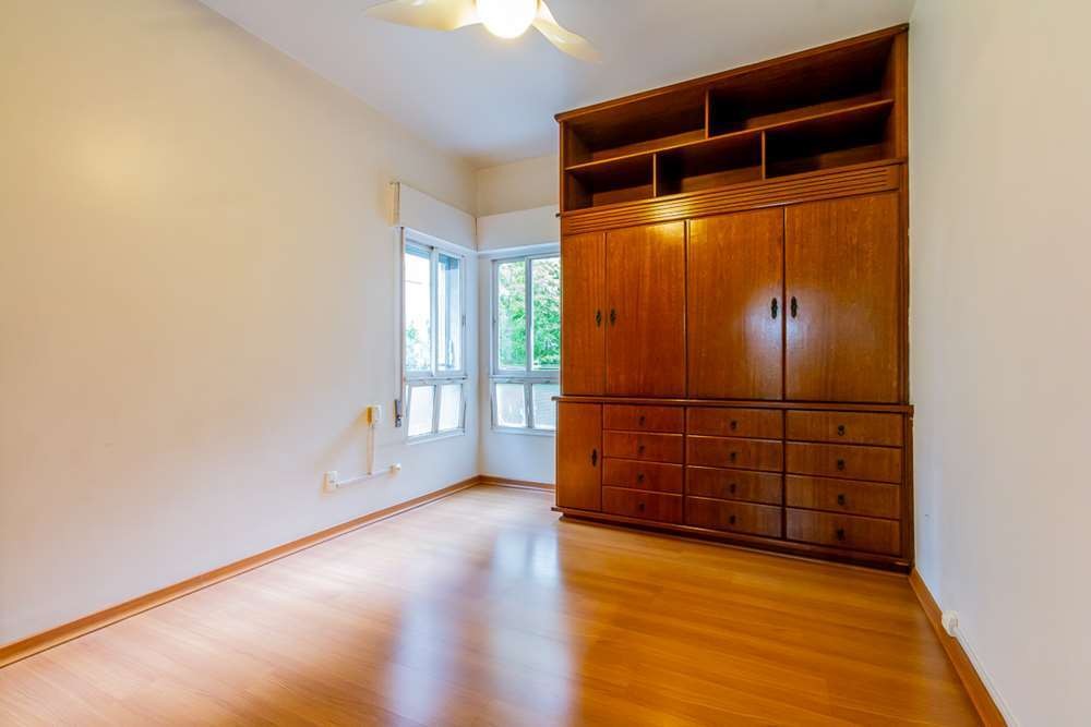 Apartamento à venda com 3 quartos, 155m² - Foto 11