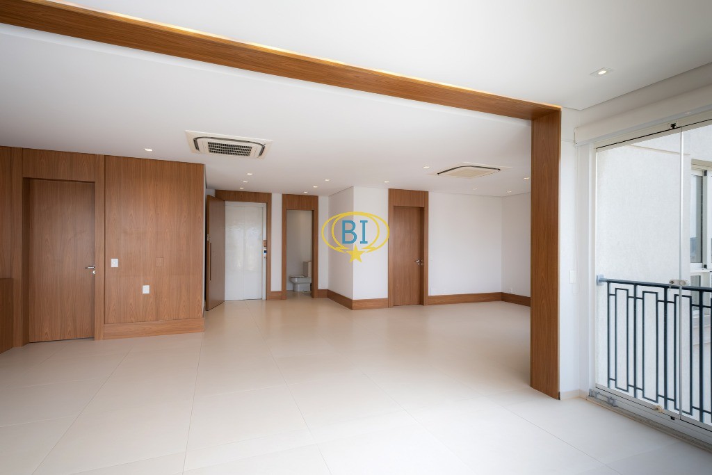 Apartamento para alugar com 2 quartos, 217m² - Foto 9