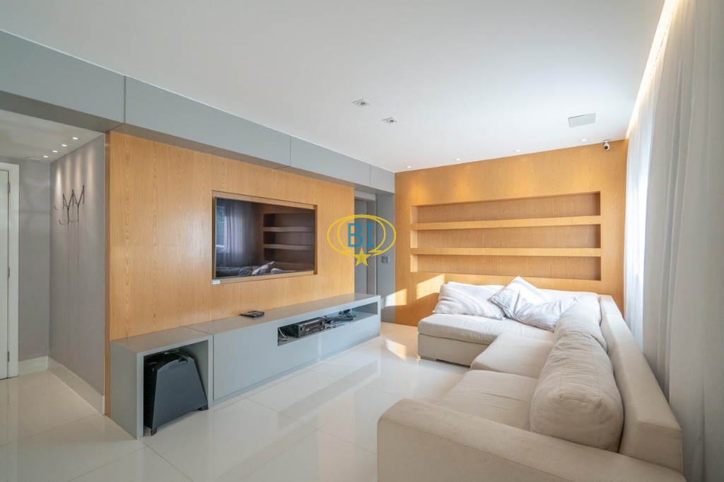 Apartamento à venda com 2 quartos, 171m² - Foto 4