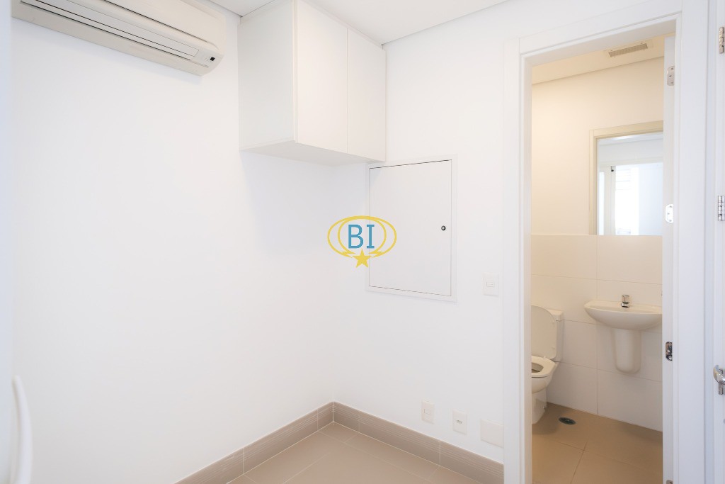 Apartamento para alugar com 2 quartos, 217m² - Foto 29