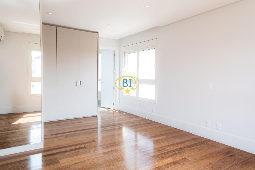 Apartamento para alugar com 2 quartos, 217m² - Foto 14