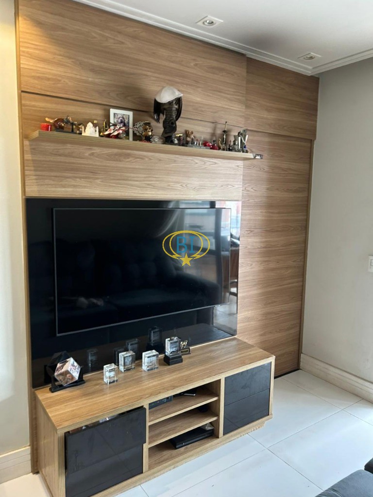 Apartamento à venda com 2 quartos, 65m² - Foto 3