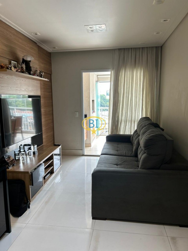 Apartamento à venda com 2 quartos, 65m² - Foto 1