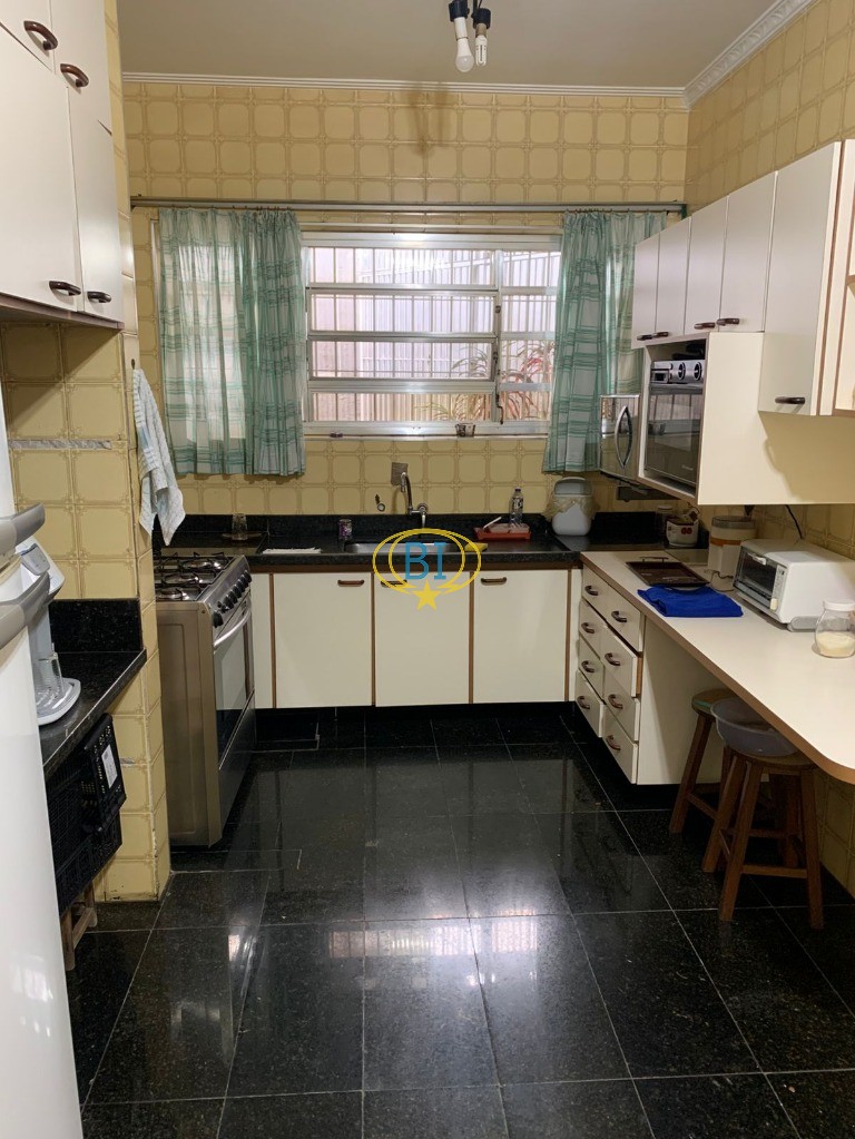 Casa, 3 quartos, 247 m² - Foto 8