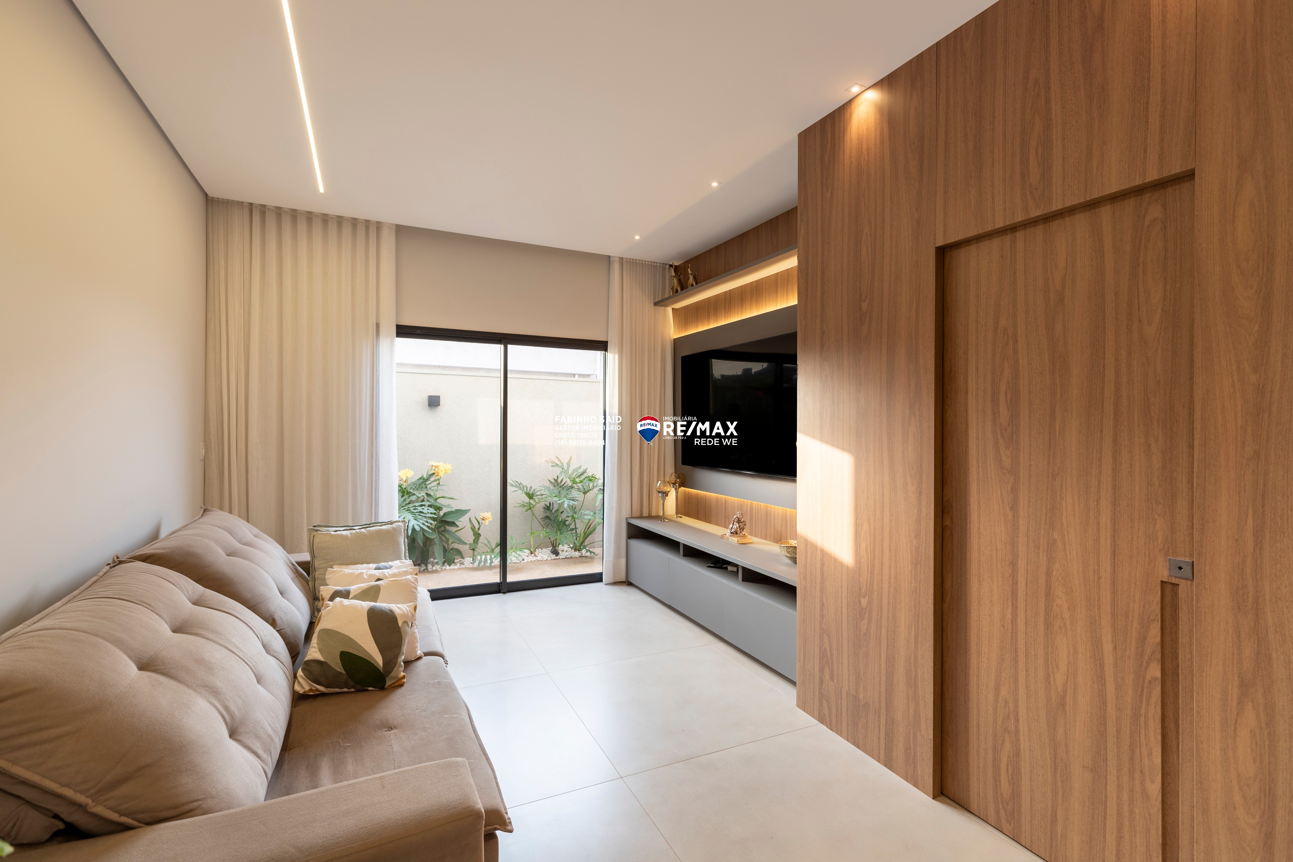 Casa à venda com 3 quartos, 262m² - Foto 16