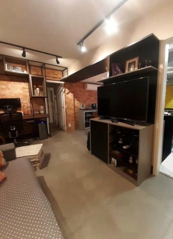 Apartamento à venda com 2 quartos, 77m² - Foto 2