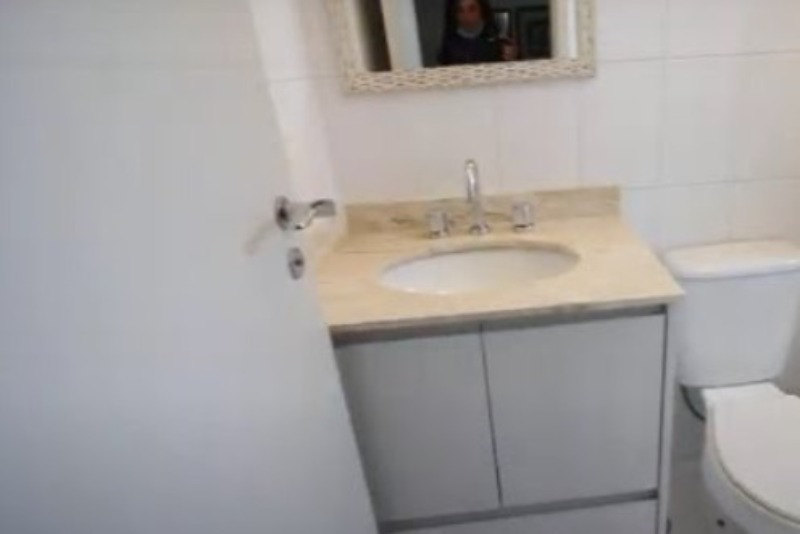 Apartamento à venda com 2 quartos, 60m² - Foto 11