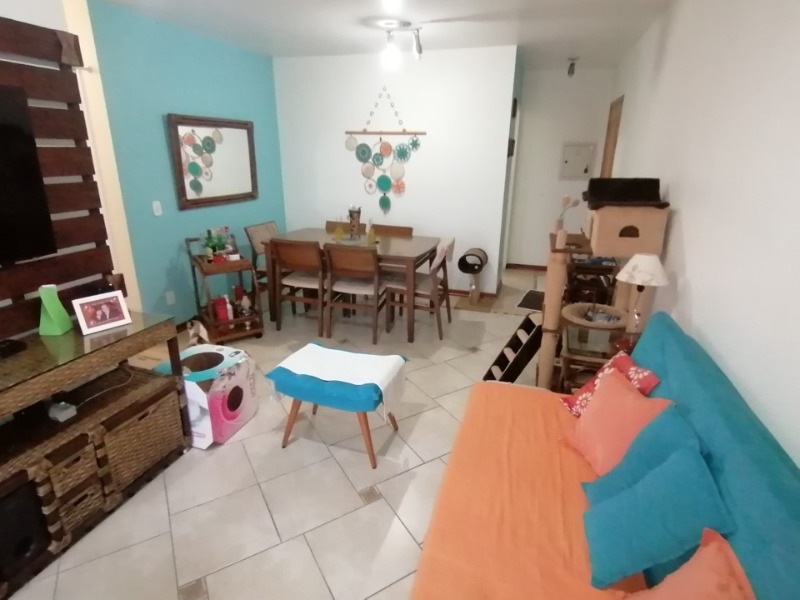 Apartamento à venda com 3 quartos, 82m² - Foto 2