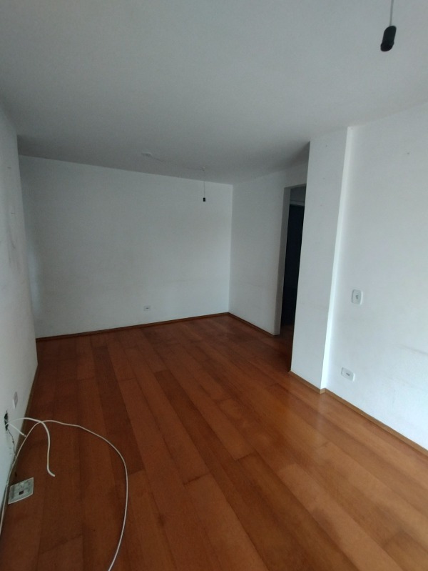 Apartamento à venda com 2 quartos, 55m² - Foto 3