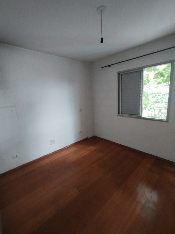 Apartamento à venda com 2 quartos, 55m² - Foto 13