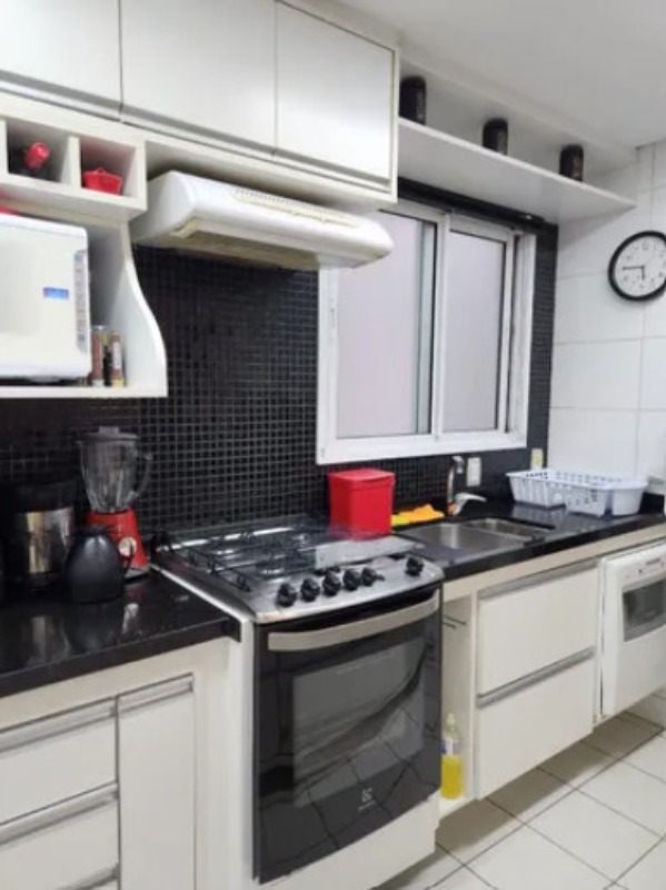 Apartamento à venda com 3 quartos, 80m² - Foto 18