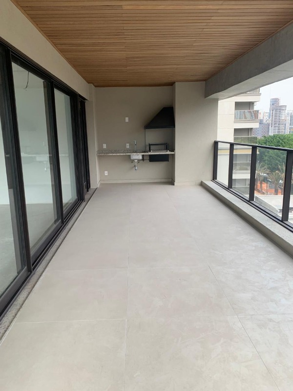 Apartamento à venda com 3 quartos, 171m² - Foto 15