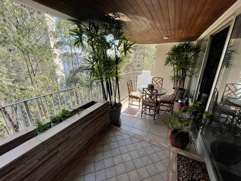 Apartamento, 4 quartos, 210 m² - Foto 1
