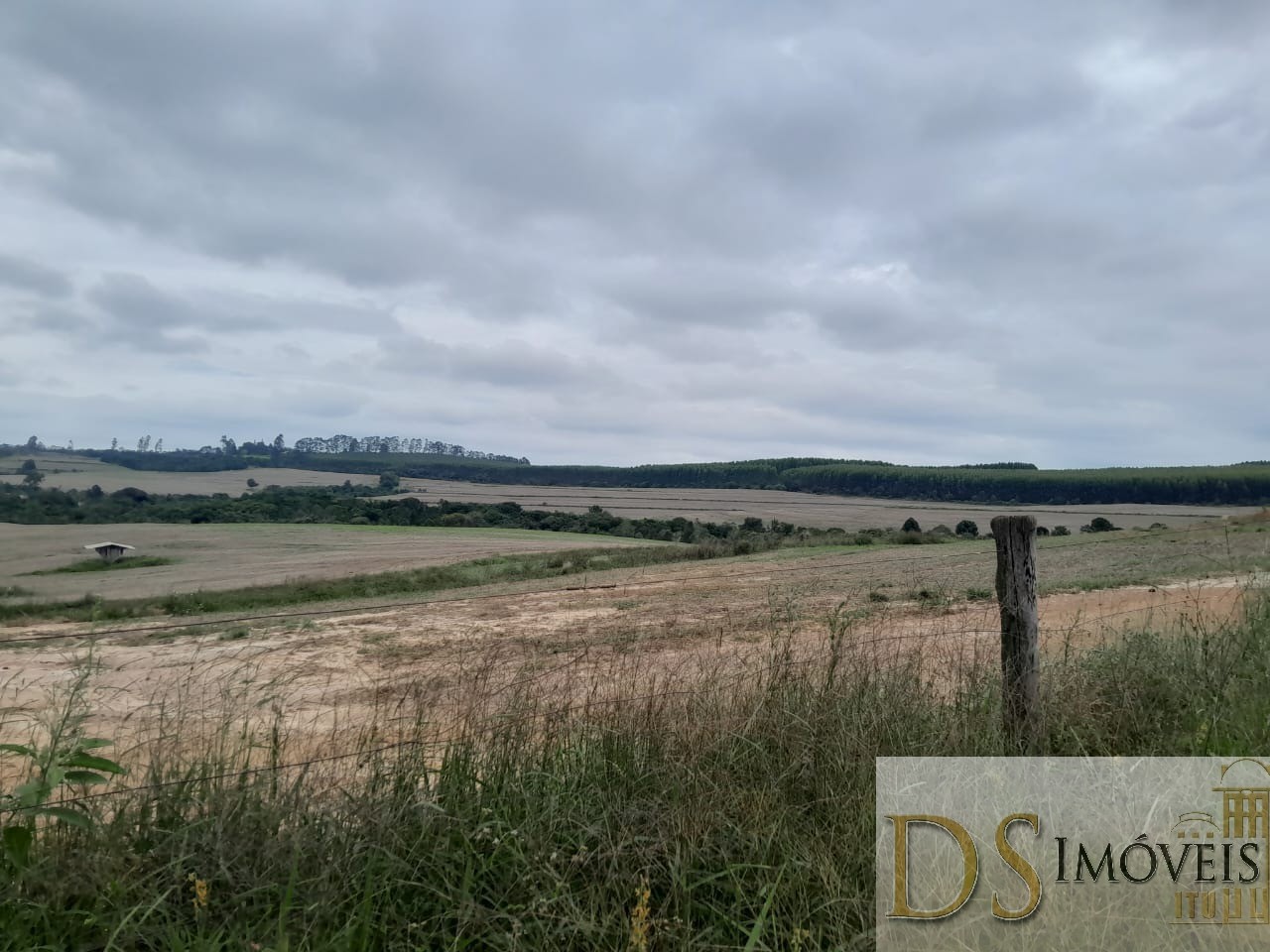 Fazenda em Botucatu/São Paulo — Ref R67G1X — Imagem 9