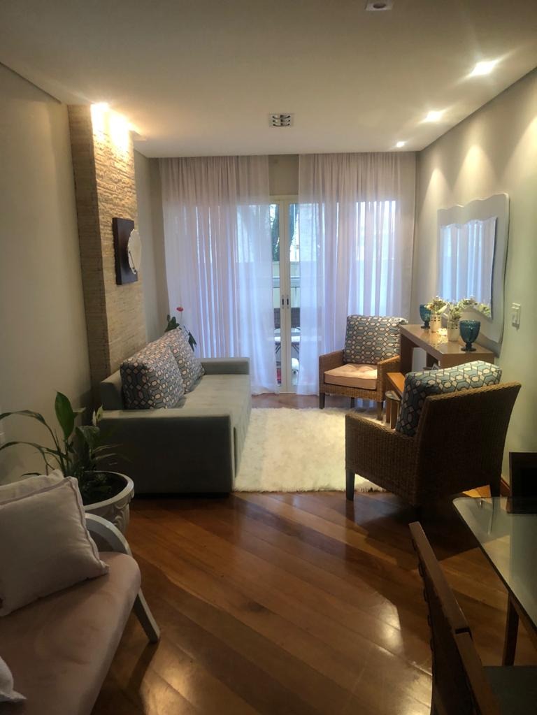 Apartamento à venda com 3 quartos, 136m² - Foto 1