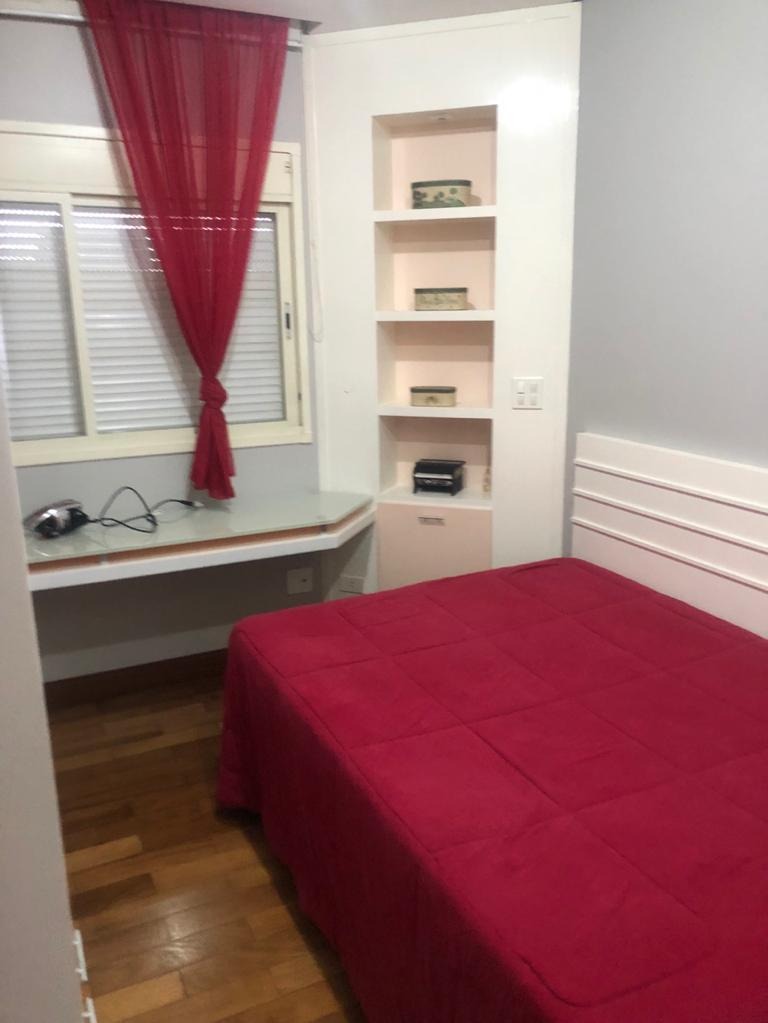 Apartamento à venda com 3 quartos, 136m² - Foto 9