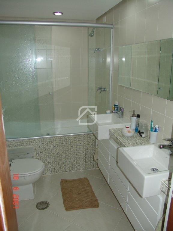 Apartamento à venda com 4 quartos, 190m² - Foto 11