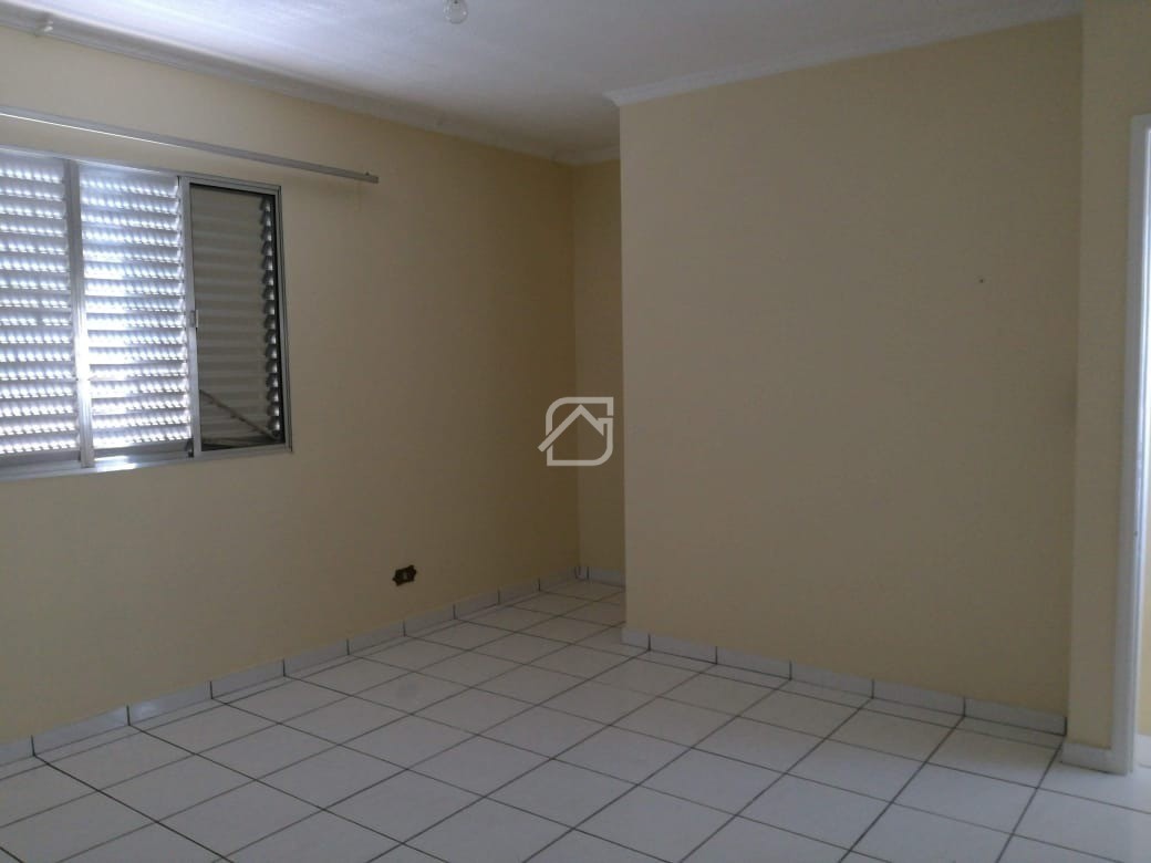 Casa à venda com 3 quartos, 215m² - Foto 4