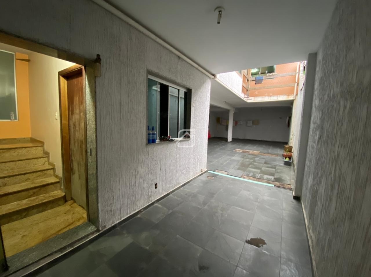 Casa à venda com 3 quartos, 450m² - Foto 17