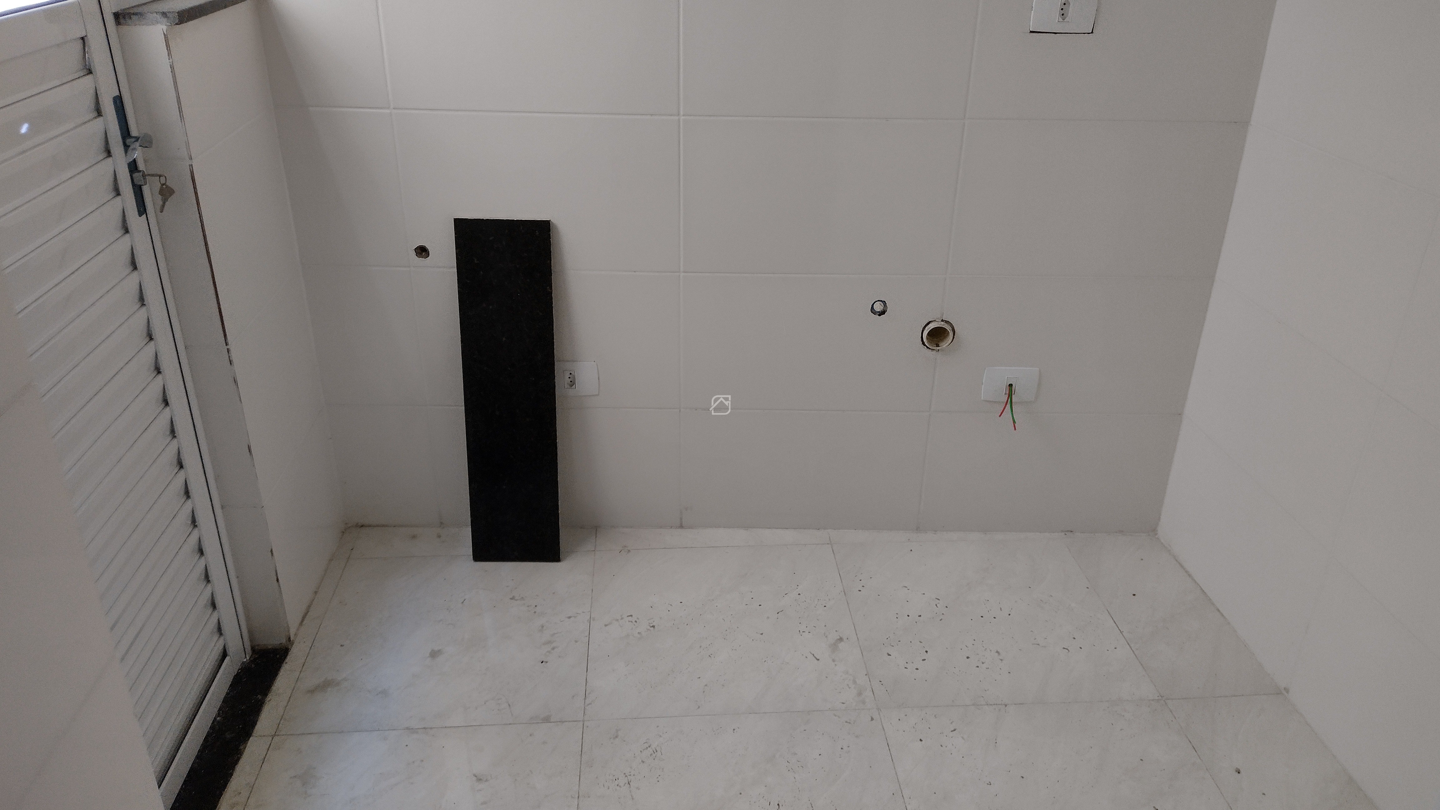 Apartamento à venda e aluguel com 2 quartos, 50m² - Foto 11