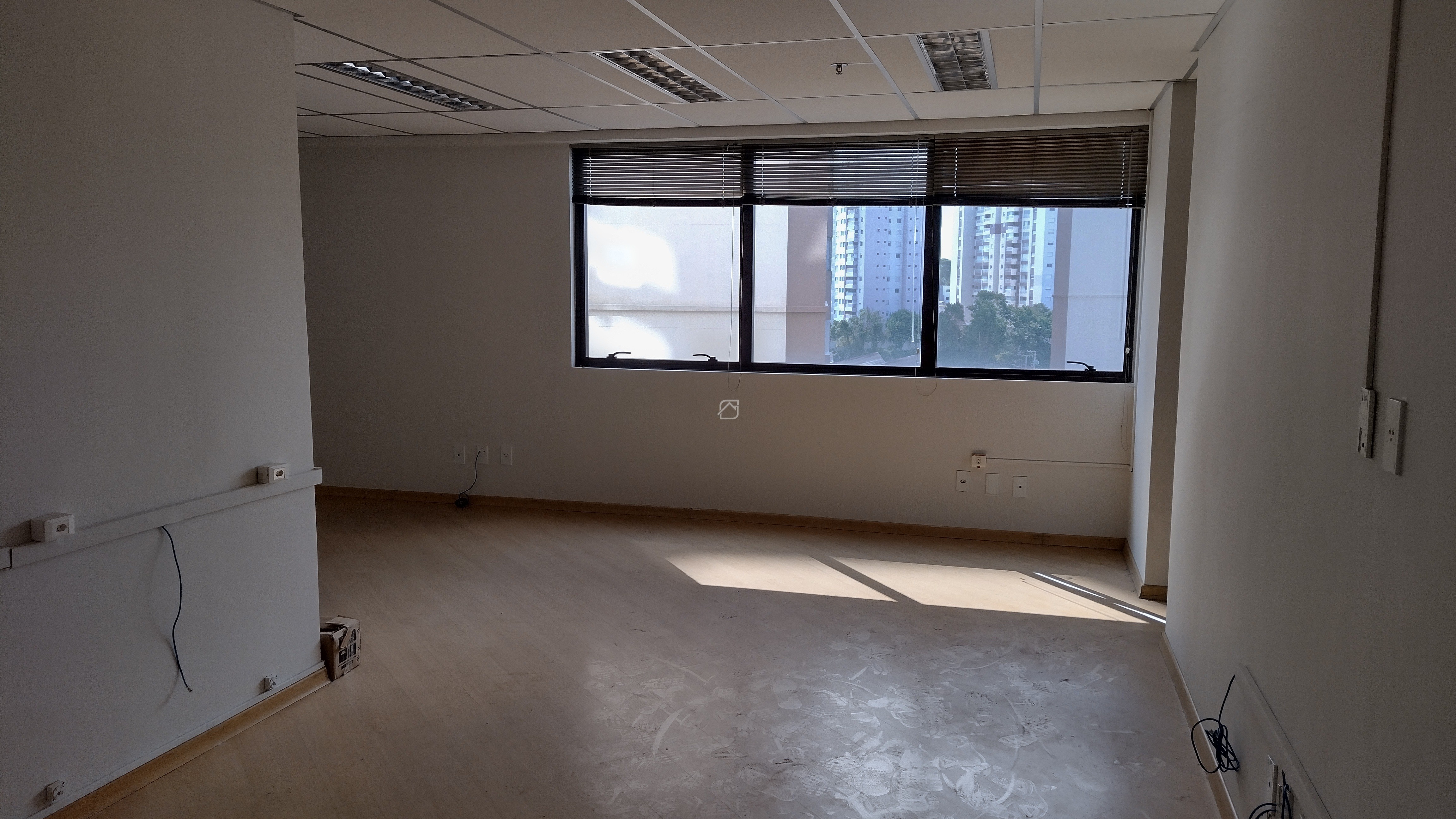 Conjunto Comercial-Sala para alugar, 34m² - Foto 1