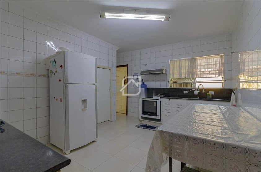 Casa à venda com 3 quartos, 161m² - Foto 6